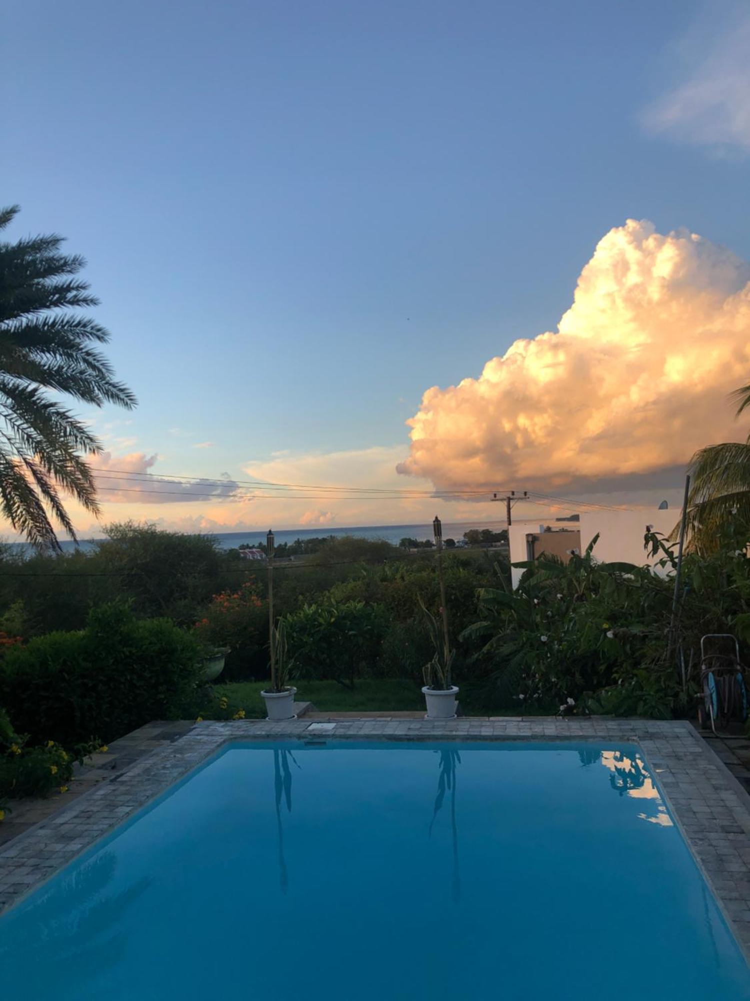 Bellevue Tamarin Apartment Bagian luar foto