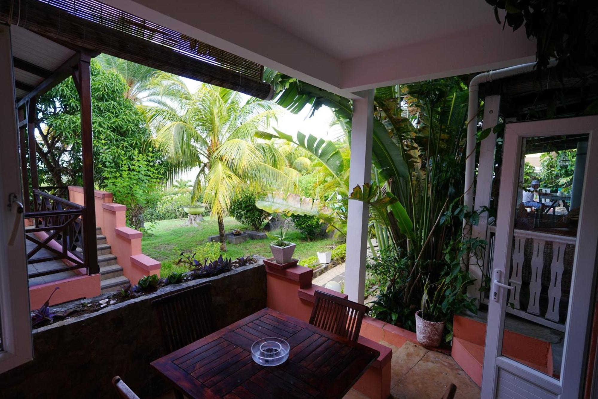 Bellevue Tamarin Apartment Bagian luar foto
